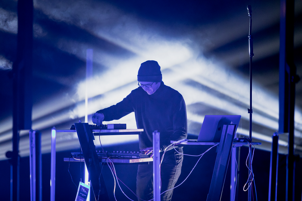 FLUX-Elephantmat-Grd-Palais-9992
